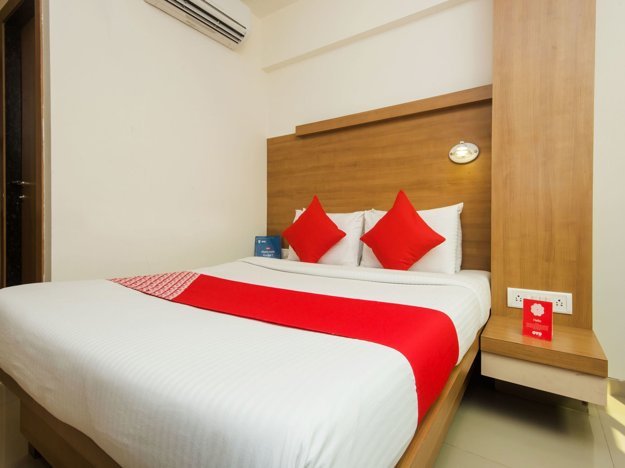 Oyo 8207 Vashi Hotel นาวีมุมไบ ภายนอก รูปภาพ